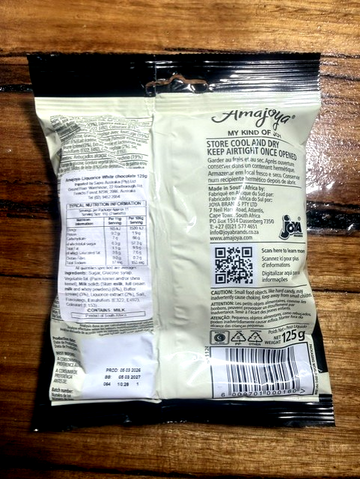 Amajoya Liquorice with white chocolate flavoured centre 125g